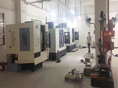CNC加工中心